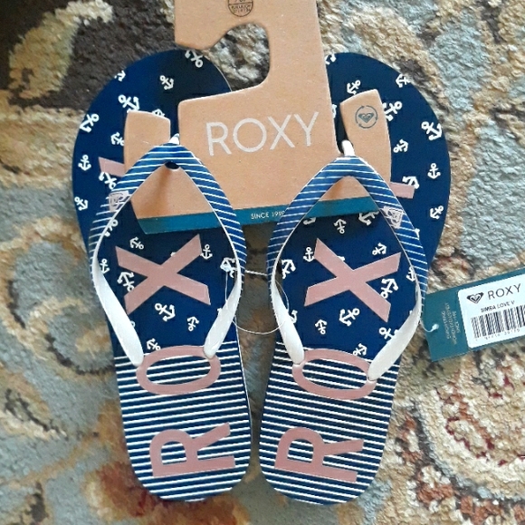 4x*Host Pick*Roxy adorable flip flop sandals - Picture 6 of 16